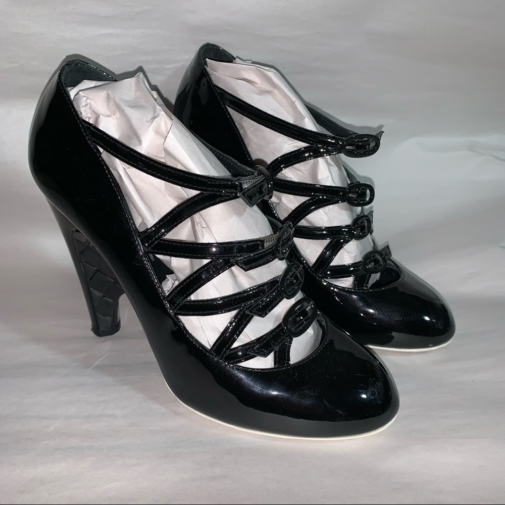 CHANEL size 37 black patent leather PUMPS quilted faux wedge heel - Picture 4 of 13